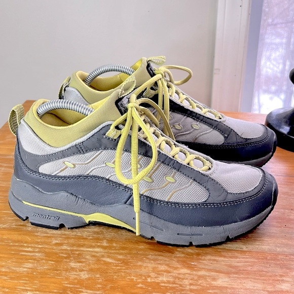 Montrail Men’s Trail Hiking Shoes - Unisex - Picture 2 of 16